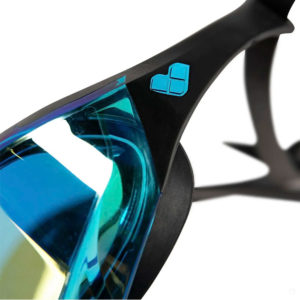Arena_Cobra_edge_swipe_mr_aqua_black_4.jpg